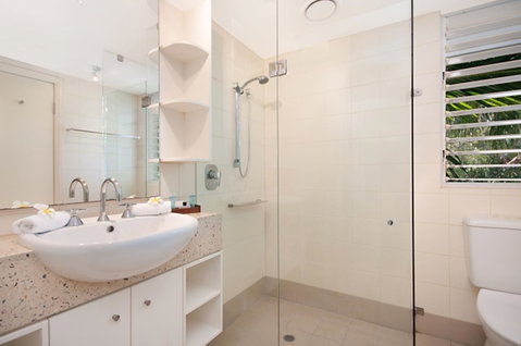 5231 BEACH CLUB PENTHOUSE - Accommodation Broadbeach 10