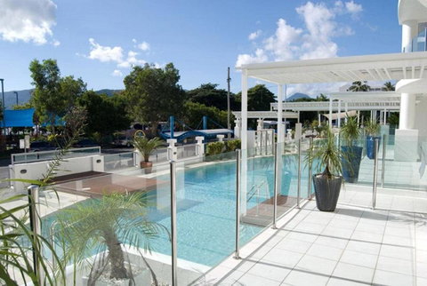 Waters Edge Apartment Cairns - Accommodation Broadbeach 5