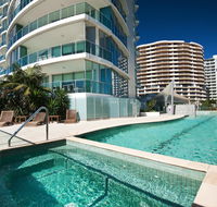 Reflection on the Sea - Accommodation Broadbeach