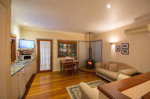 Allumbah Pocket Cottages - Accommodation Broadbeach 11