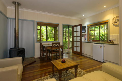 Allumbah Pocket Cottages - Accommodation Broadbeach 27