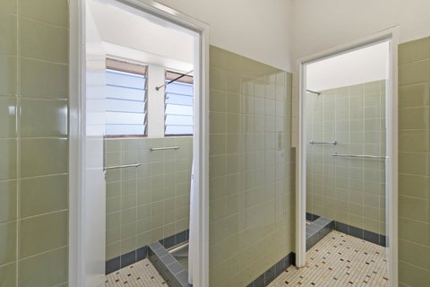 Palm Beach Hotel - Accommodation Broadbeach 26
