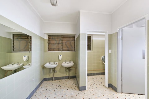 Palm Beach Hotel - Accommodation Broadbeach 24