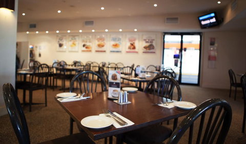Palm Beach Hotel - Accommodation Broadbeach 30