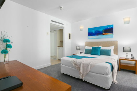 Palm Cove Beach Apartment - Accommodation Broadbeach 14