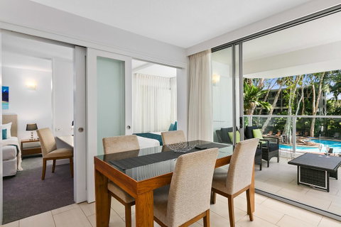Palm Cove Beach Apartment - Accommodation Broadbeach 9