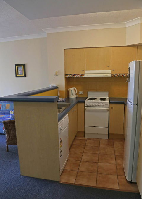 Aruba Beach Resort - Accommodation Broadbeach 2