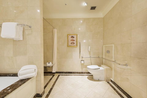 Treasury Brisbane - Accommodation Broadbeach 43