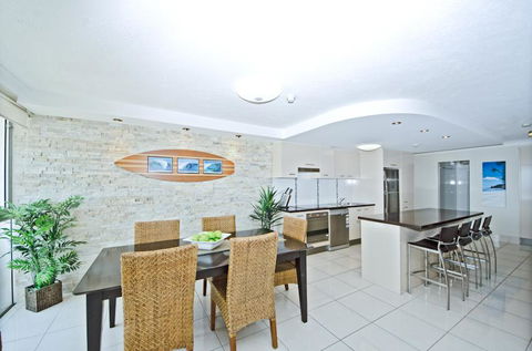 Burleigh Beach Tower - Accommodation Broadbeach 14