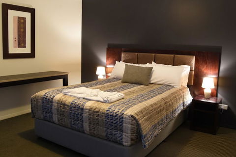 Atricom - Accommodation Broadbeach 9