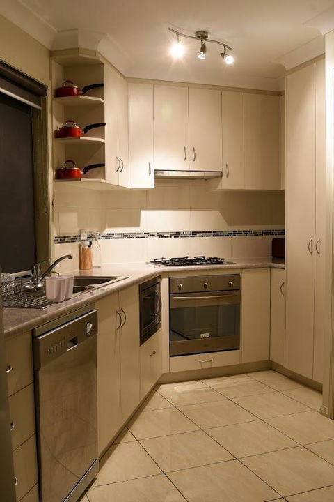 Atricom - Accommodation Broadbeach 6