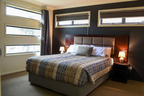 Atricom - Accommodation Broadbeach 1