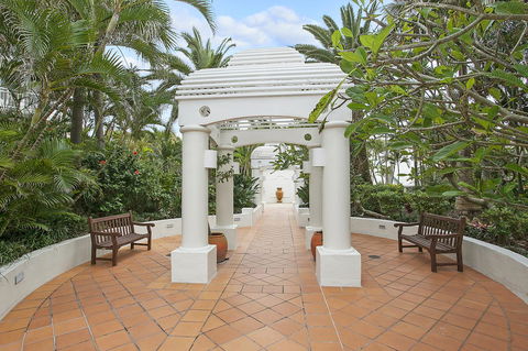 ULTIQA Burleigh Mediterranean Resort - Accommodation Broadbeach 18