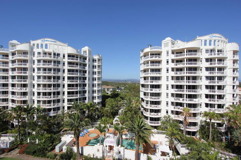 ULTIQA Burleigh Mediterranean Resort - Accommodation Broadbeach 29