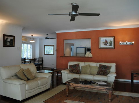 BeachView Apartments At Villa Paradiso - Accommodation Broadbeach 14