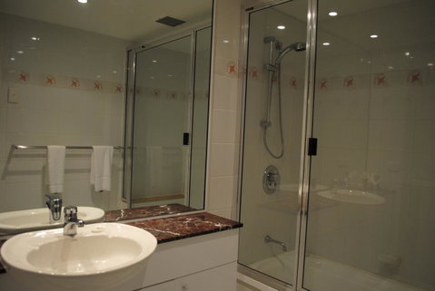BeachView Apartments At Villa Paradiso - Accommodation Broadbeach 13