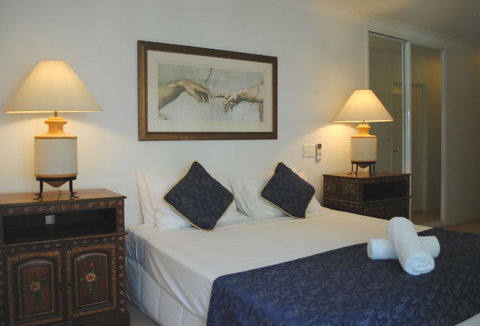 BeachView Apartments At Villa Paradiso - Accommodation Broadbeach 4