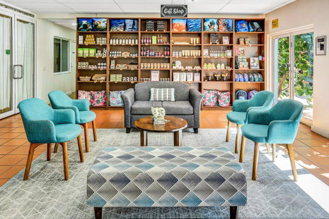 Coral Tree Inn - Accommodation Broadbeach 7