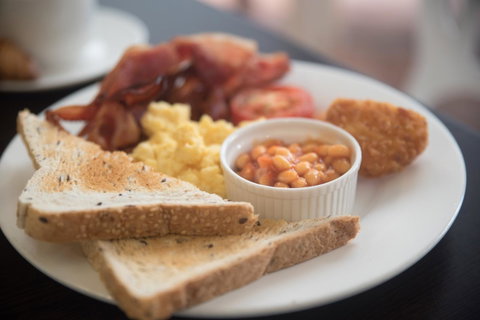 Coral Tree Inn - Accommodation Broadbeach 38