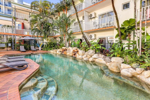 Coral Tree Inn - Accommodation Broadbeach 24