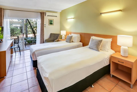 Coral Tree Inn - Accommodation Broadbeach 11