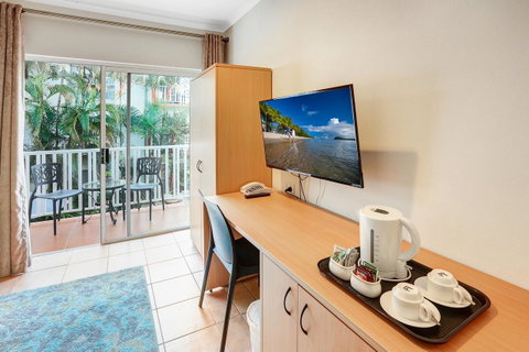 Coral Tree Inn - Accommodation Broadbeach 12