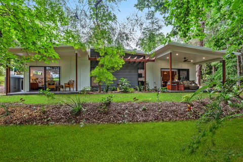 Bower 63 - Accommodation Broadbeach 15
