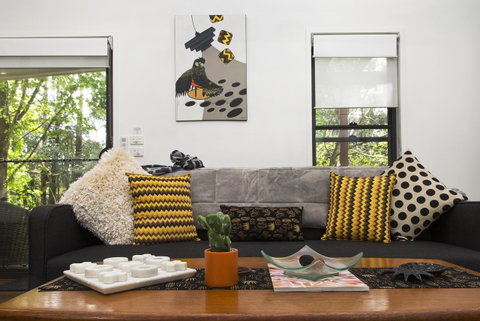 Bower 63 - Accommodation Broadbeach 7