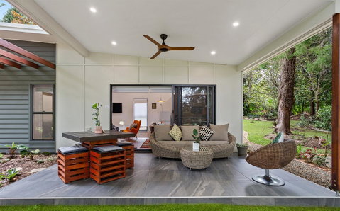 Bower 63 - Accommodation Broadbeach 0