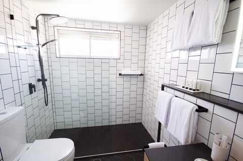 The Island Gold Coast - Accommodation Broadbeach 3