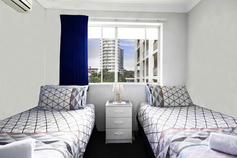 Key Largo Holiday Apartments - Accommodation Broadbeach 3