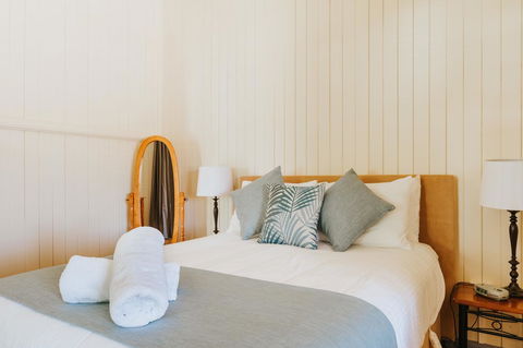 Apple Blossom Cottages - Accommodation Broadbeach 10