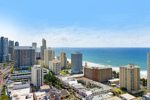Number 1 H Residences - WiFi, Parking & More By Gold Coast Holidays - Accommodation Broadbeach 26