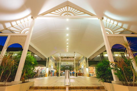 Cairns Colonial Club Resort - Accommodation Broadbeach 1