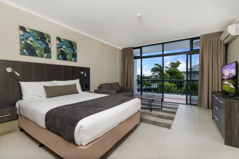 Sunshine Tower Hotel - Accommodation Broadbeach 1
