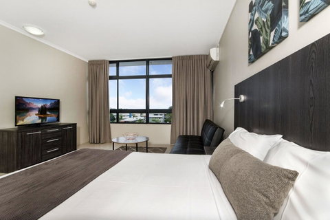 Sunshine Tower Hotel - Accommodation Broadbeach 9