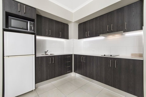 Sunshine Tower Hotel - Accommodation Broadbeach 21