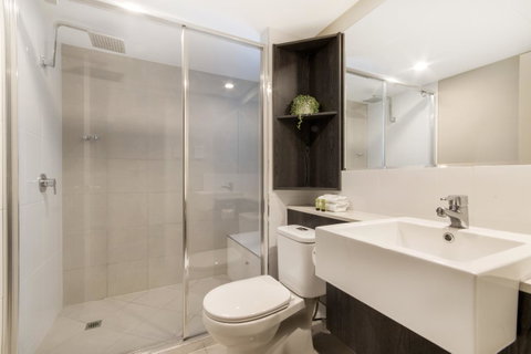 Sunshine Tower Hotel - Accommodation Broadbeach 7