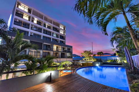 Sunshine Tower Hotel - Accommodation Broadbeach 0