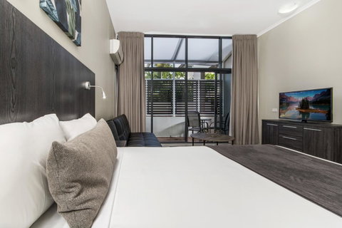 Sunshine Tower Hotel - Accommodation Broadbeach 18