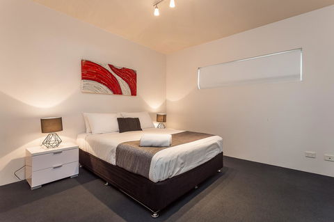 Oxygen Apartments - Accommodation Broadbeach 22