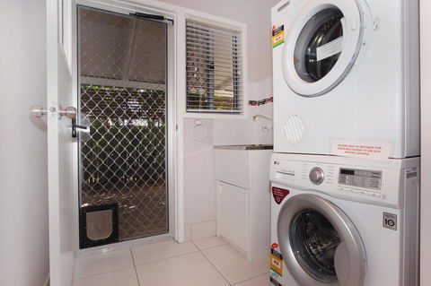 6 Botany Court Marcoola Beach - Pet Friendly 500 Bond - Accommodation Broadbeach 4