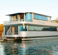 Coomera Houseboats - Accommodation Broadbeach