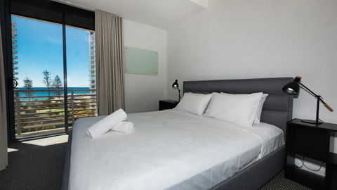 Swell Resort Burleigh Heads - Accommodation Broadbeach 3
