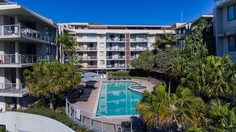 Swell Resort Burleigh Heads - Accommodation Broadbeach 8