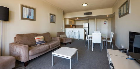 Swell Resort Burleigh Heads - Accommodation Broadbeach 35