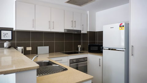 Swell Resort Burleigh Heads - Accommodation Broadbeach 42