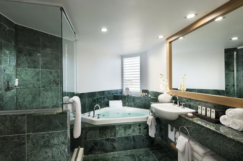 Sofitel Gold Coast Broadbeach - Accommodation Broadbeach 4