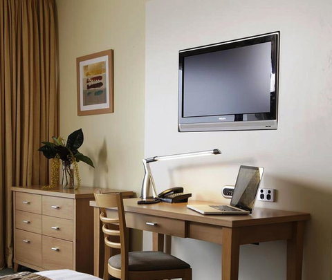 The Benson Hotel - Accommodation Broadbeach 13