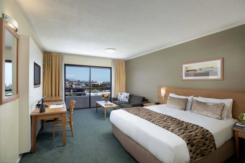 The Benson Hotel - Accommodation Broadbeach 7